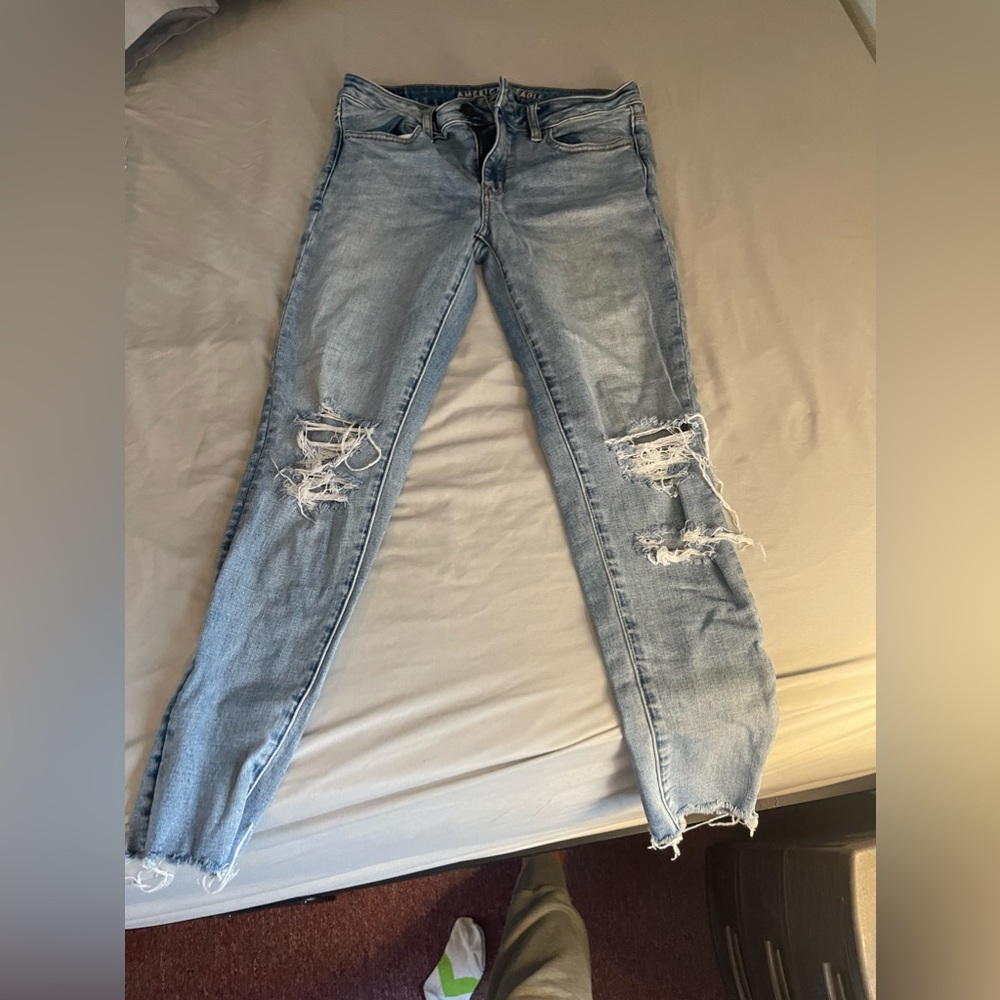 Distressed skinnies